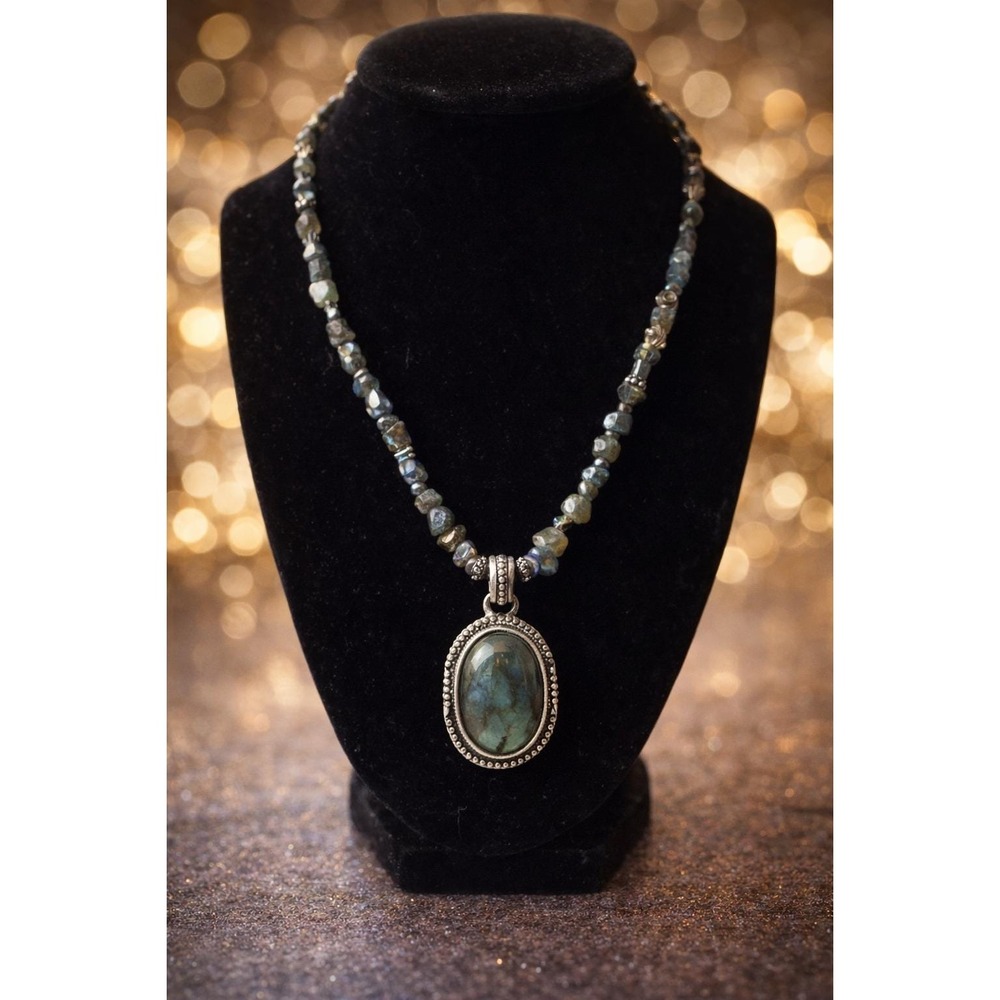 Sterling‎ Silver Labradorite Pendant Necklace Beaded Artisan